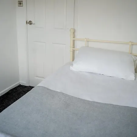 Rent Entire Calmhaven Apartment Nottingham Esterno foto